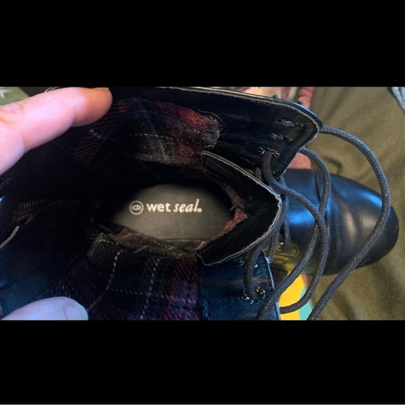 Vintage Wet Seal Light Weight Combat Boots Sz 6 - Picture 8 of 8